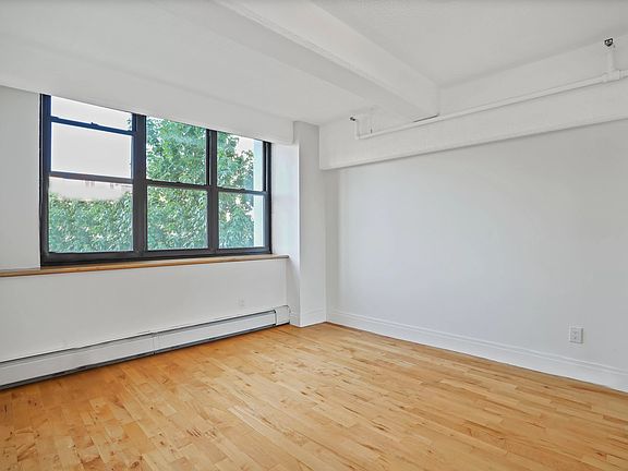 4th image of 535 Dean St APT 221