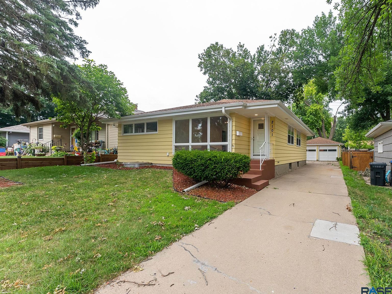 2101 S Willow Ave, Sioux Falls, SD 57105 Zillow
