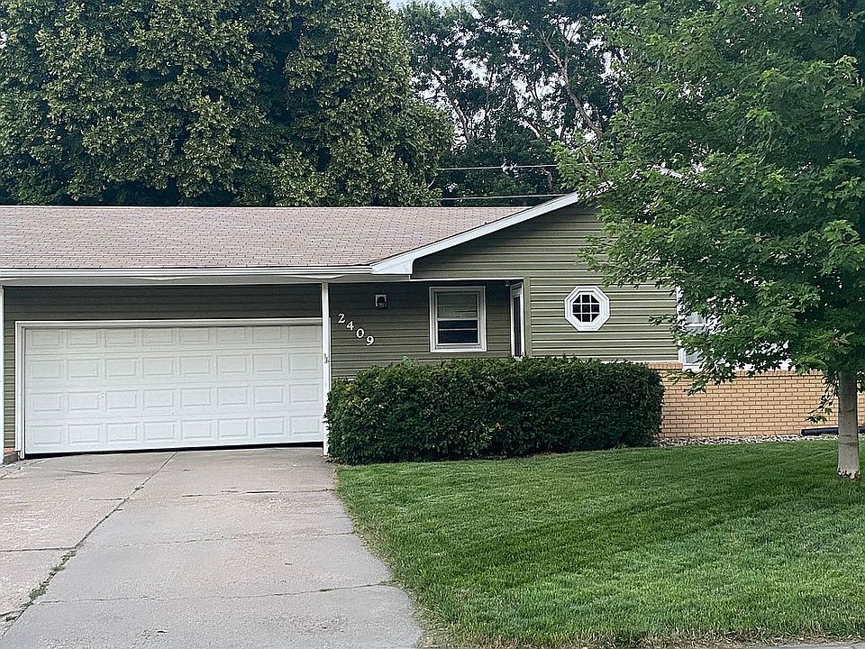 1st image of 2409 Del Monte Ave