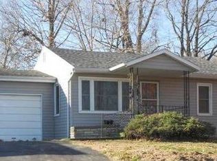 3825 Apache Trl, Hannibal, MO 63401