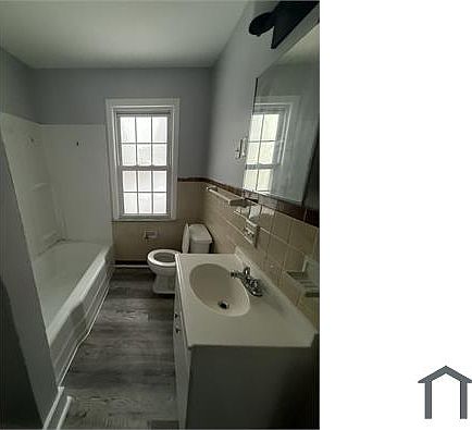 4th image of 3445 Meadowbrook Blvd