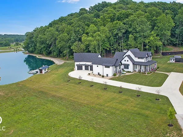 8400 N Mount Pleasant Rd, Ellettsville, IN 47429