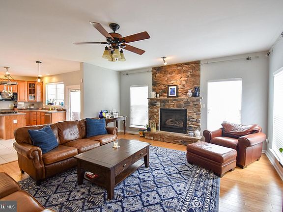 5th image of 29670 Old Creek Ln
