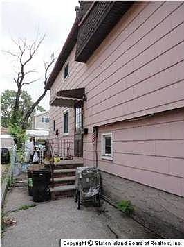 3rd image of 293 Lamport Blvd
