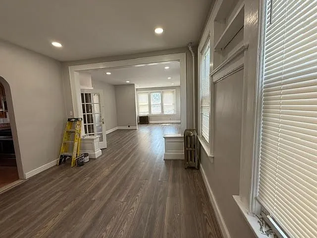 27 Parkview Ave — Photo 4