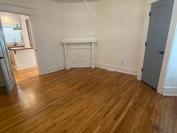 5th image of 1706 Fayetteville St #A