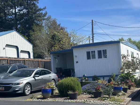 15765 Highway 101 S Spc 14, Brookings, OR 97415