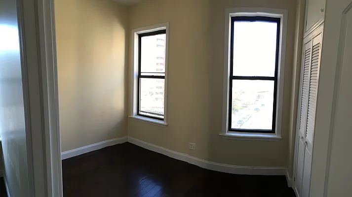 Rented by (Legacy) NY Quality Living Uptown | media 12