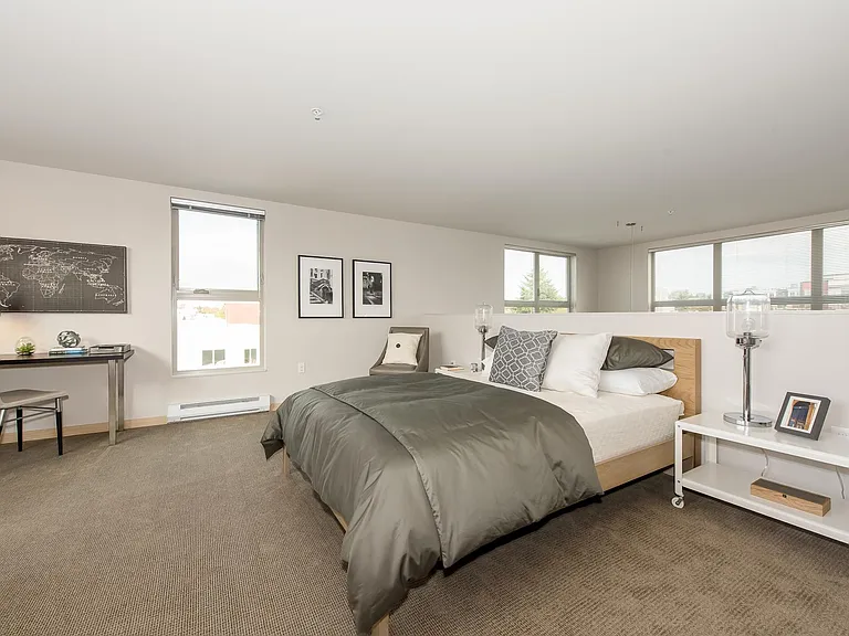 Zephyr Apartments — Photo 21