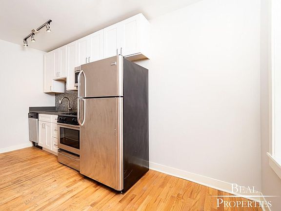 4th image of 2834 W Palmer St APT 202