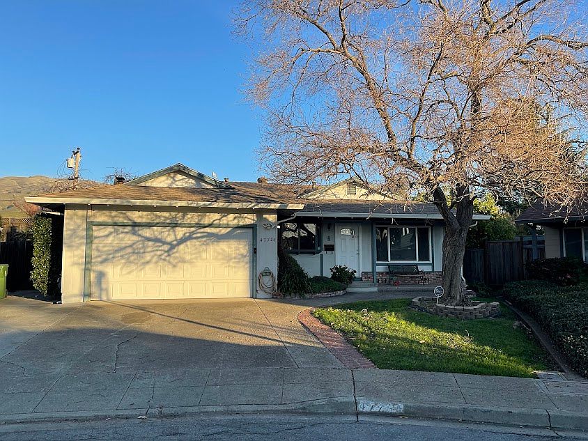 1st image of 47734 Briles Ct