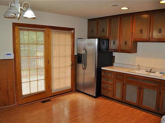 5th image of 2303 Cranberry Hill Ln