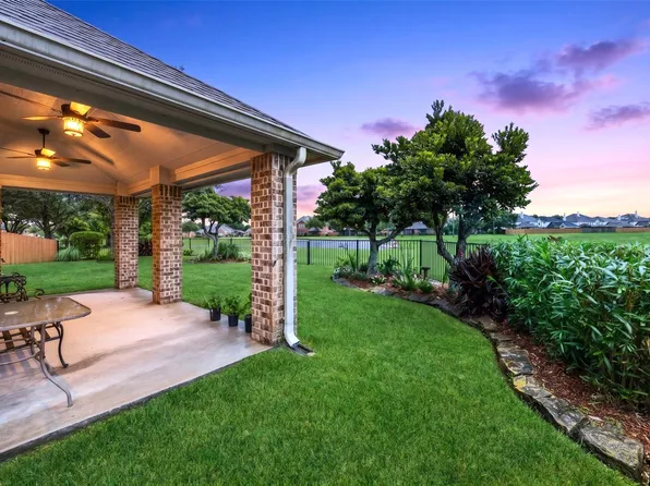 987 Astoria Ln, League City, TX 77573