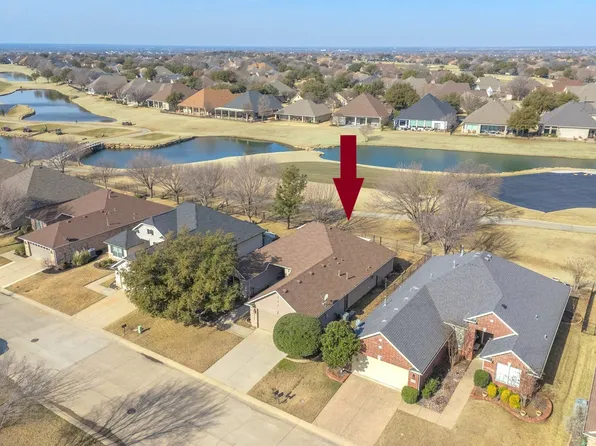 9320 Orangewood Trl, Denton, TX 76207