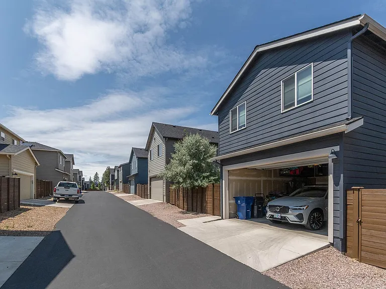 20581 SE Evian Ave — Photo 19