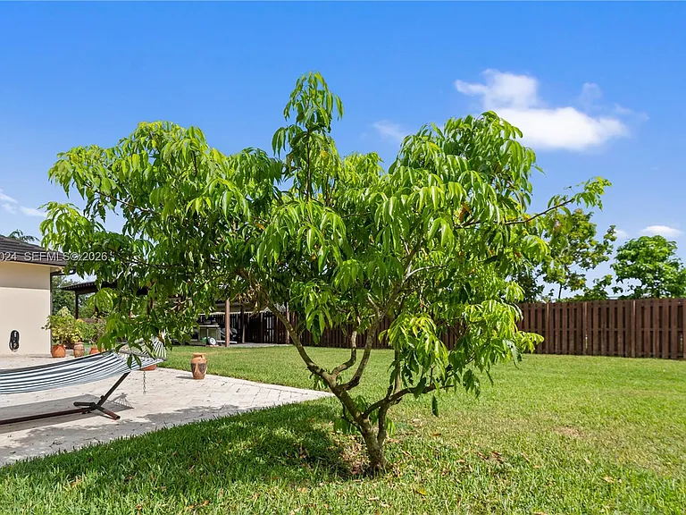 21365 SW 177th Ct — Photo 44