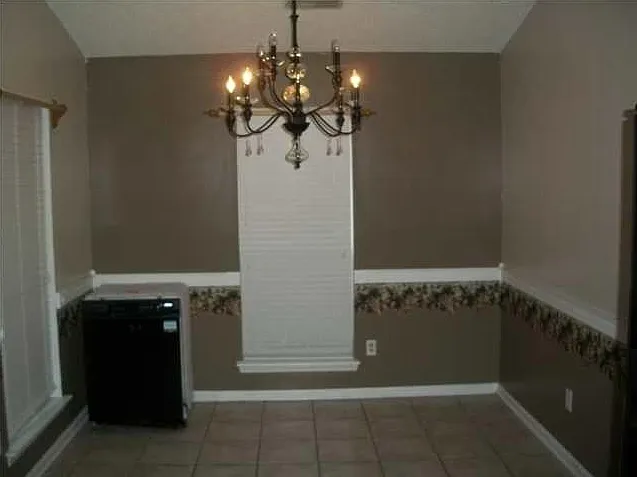 3 bed, 1100 sqft, $1,900 — Photo 3