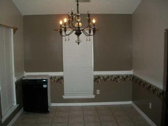 3rd image of 113 Pebble Creek Rd