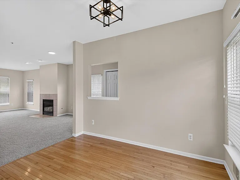 379 Cherry Orchard Rd — Photo 9