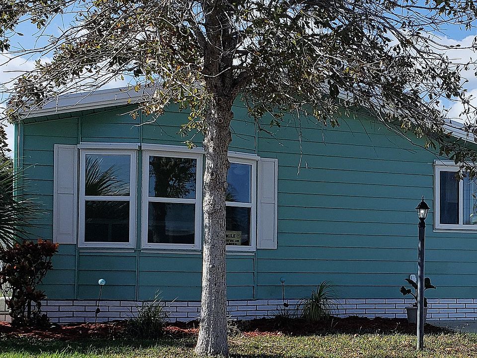 1st image of 613 Amaryllis Dr
