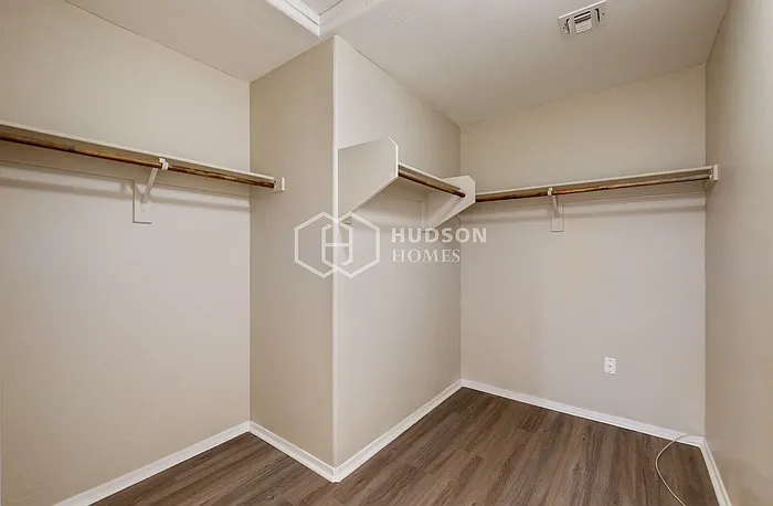 8107 S 5th Ave — Photo 16
