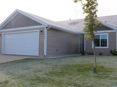 1212 N Lalley Ln #2B, Sioux Falls, SD, 57107