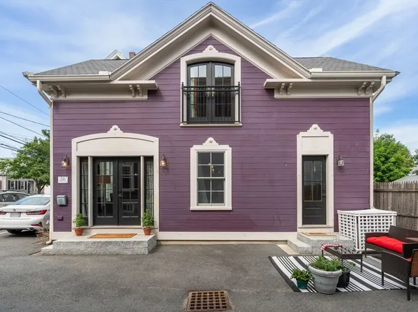 2-2R Dearborn St #C, Salem, MA 01970