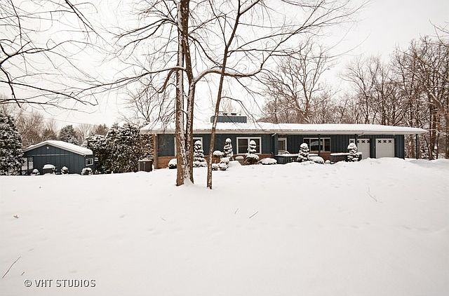 1st image of 530 Thornhouse Cres