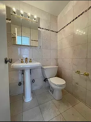 Rented by Bond New York | media 20