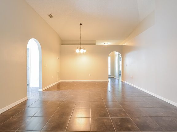 3rd image of 4110 Iveyglen Ave