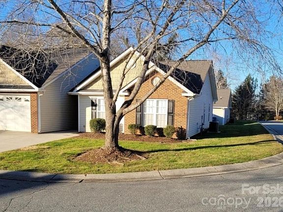 2nd image of 115 Edinburgh Ct
