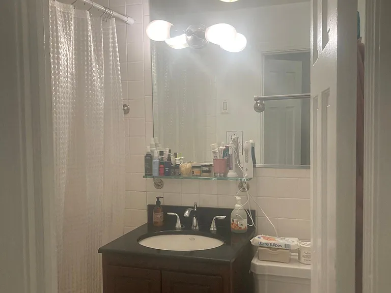 1730 W Abingdon Dr #102 — Photo 7