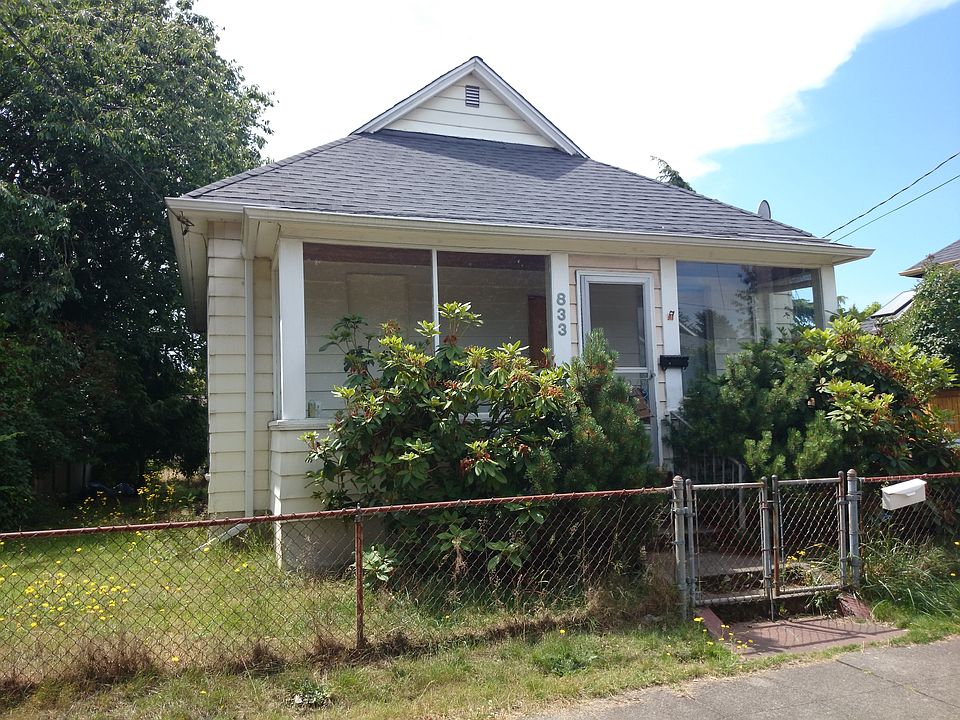 2nd image of 833 NW 61st St