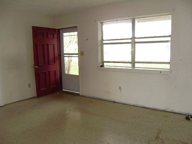 2nd image of 103 Rodriguez St