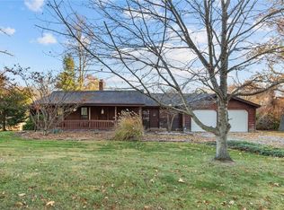 402 Barnett Dr, Edwardsville, IL