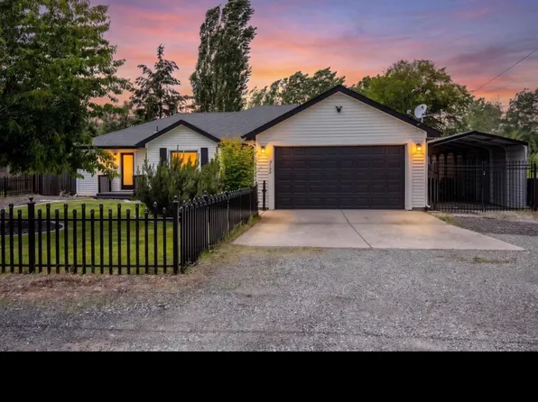 5122 S Freya St #2, Spokane, WA 99223