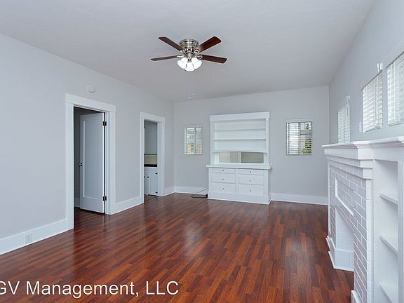 4th image of 1711 E Ocean Blvd APT 11