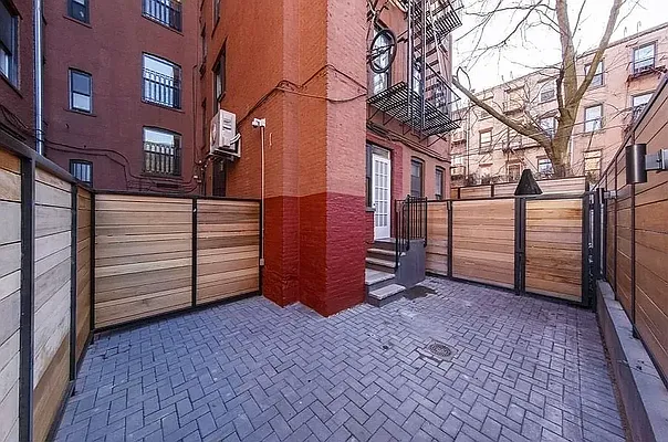 Rented by Oxford Property Group | media 1