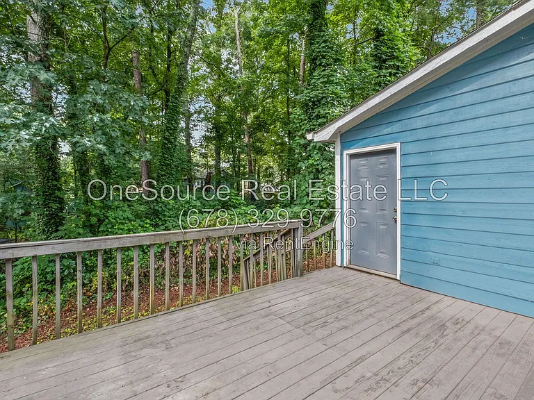 2961 Lakemont Dr SW — Photo 22