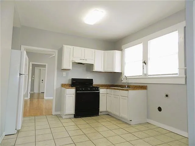 4035 Eagle St — Photo 7