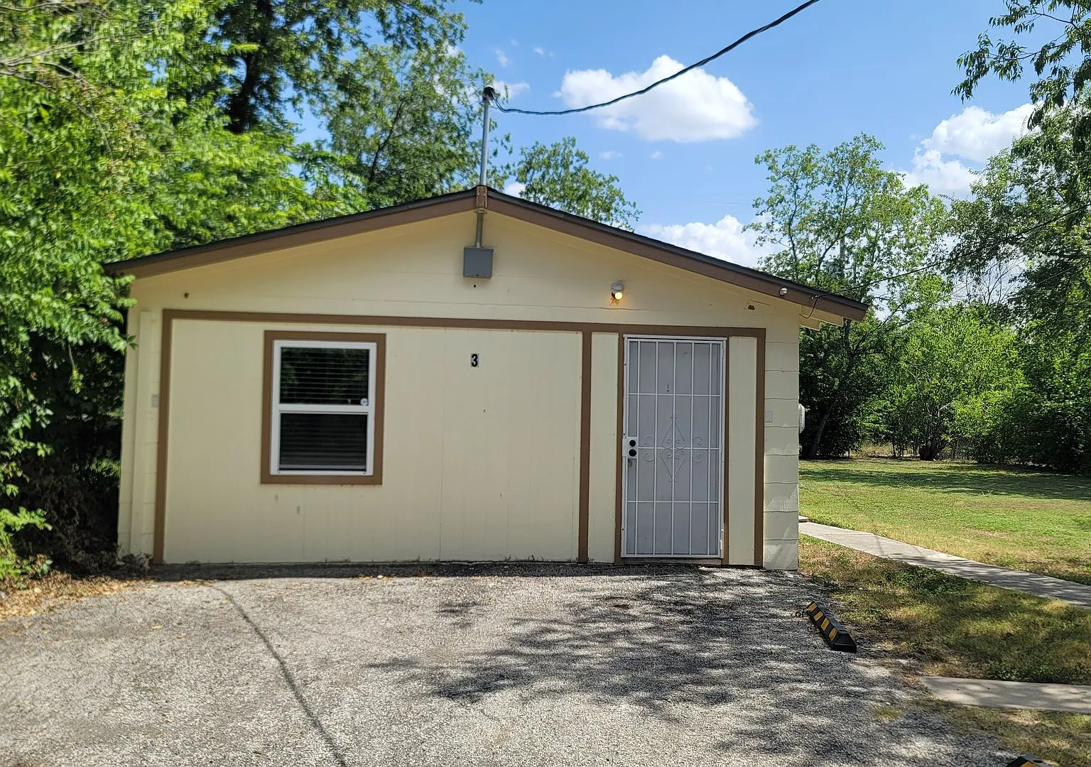 Studio, 500 sqft, $795 — Photo 4