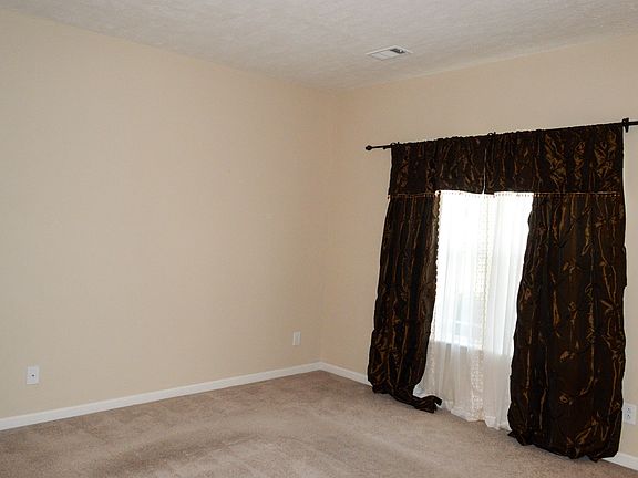 Spacious living room.