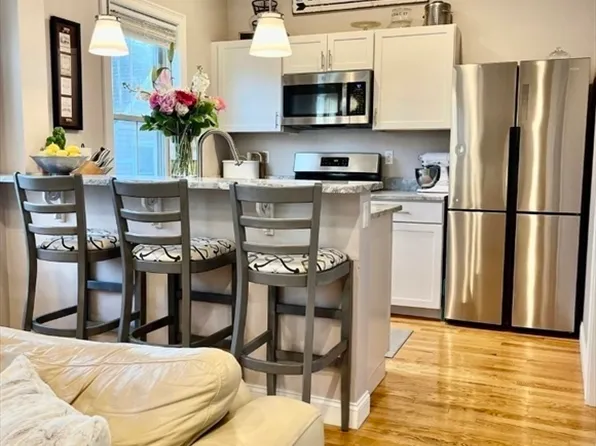 236 E St Unit 3, Boston, MA 02127