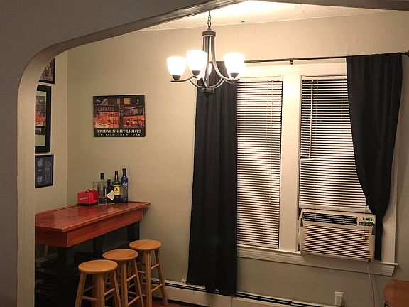 3rd image of 46 Park St #2
