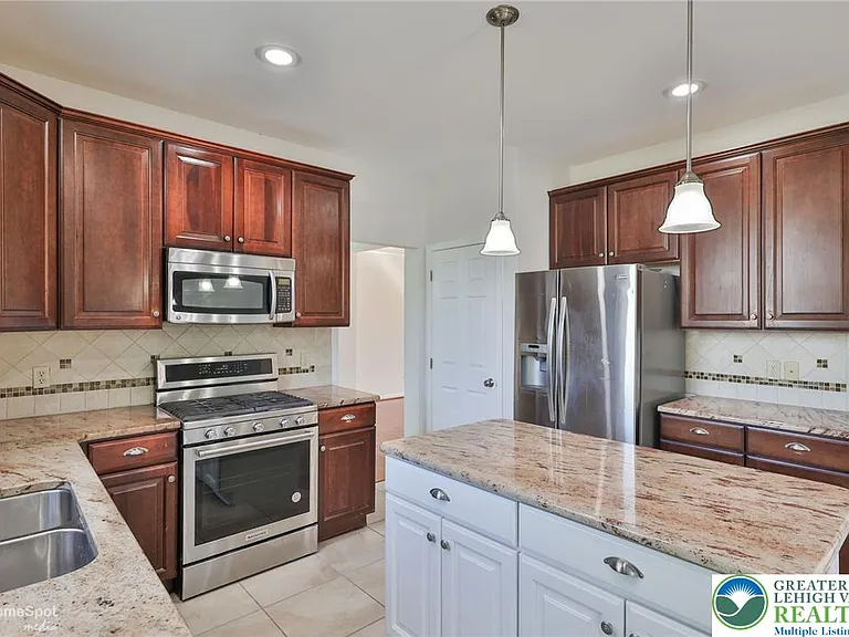 2784 Clark Pl — Photo 14