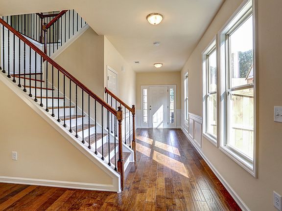 2nd image of 2610 Trelipe Dr #12