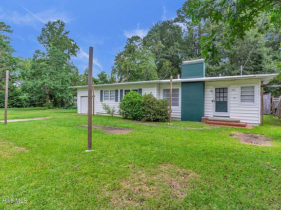 2nd image of 4011 Peachtree Avenue