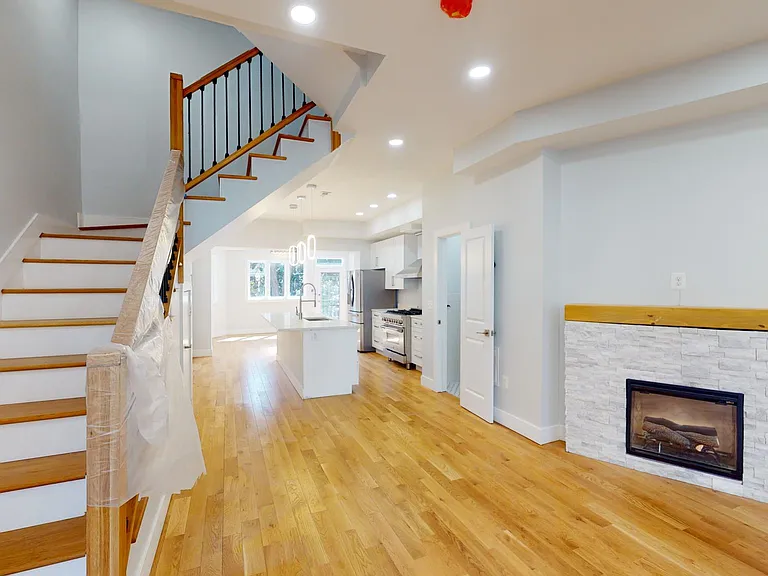 3036 Cambridge Pl NW — Photo 21