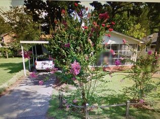 86 Azalea Ln, Elizabethtown, NC 28337