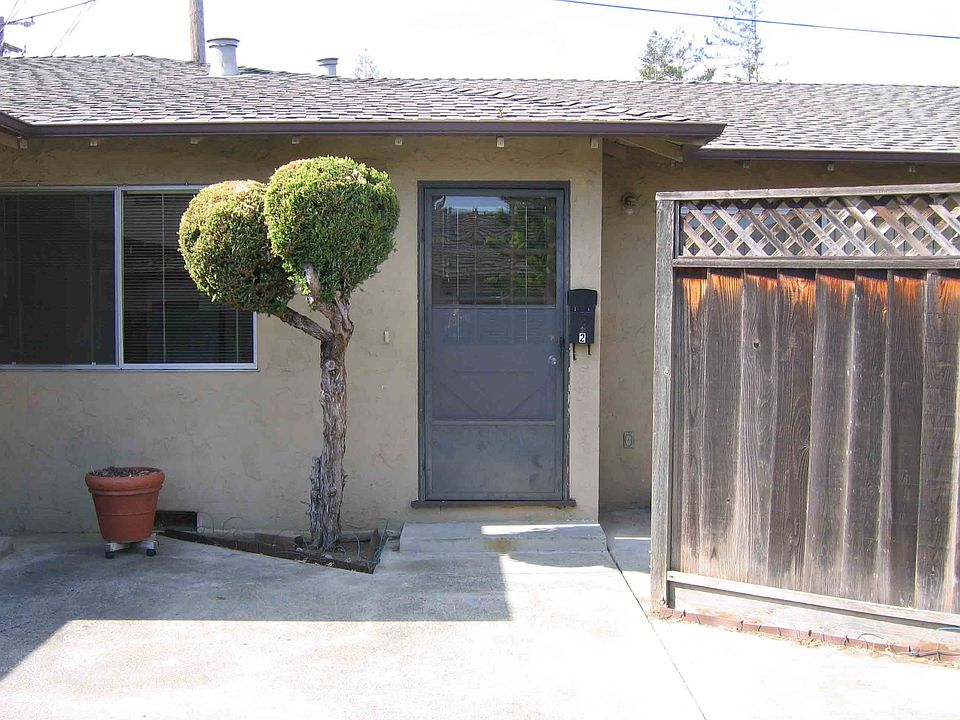 1st image of 672 Iris Ave